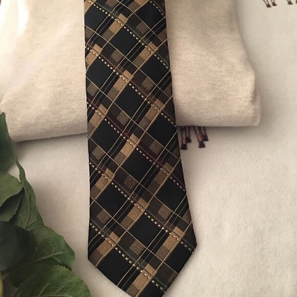 XMI Platinum Silk Tie  - Picture 2 of 4